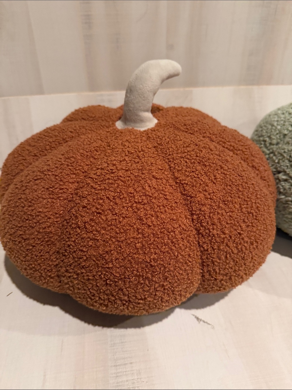 Fall Pumpkin / Gorge decor - Picture 2 of 5